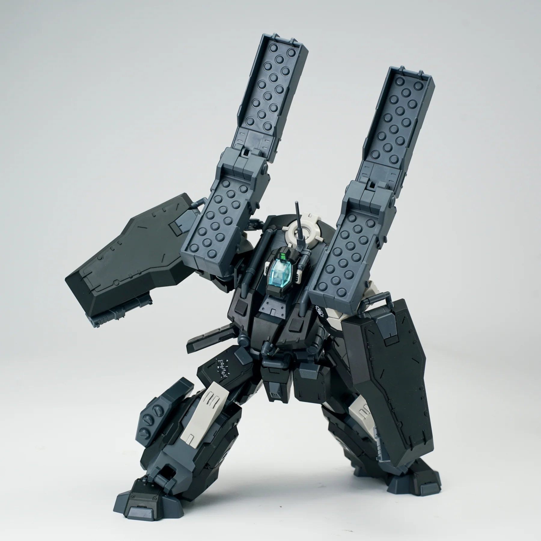 Sheik Mainland Attack Monster Noir 1/144 Scale Model Kit - Image 13